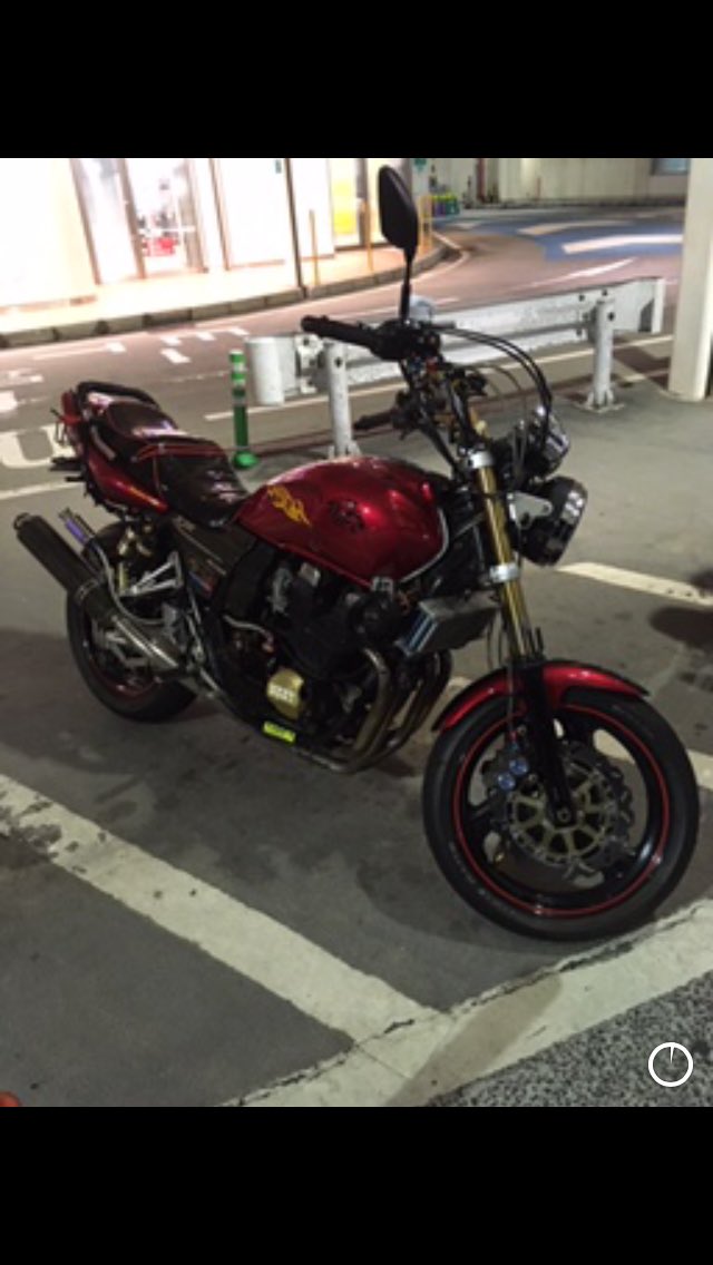 gallwing's tweet photo. 名前:ガルウイング
身長:177cm
足つき:両足踵まで
車両:#XJR400R
好き:カスタム！
嫌い:渋滞

気軽にツーリング行こ！とか飯行こ！って言い合える友達が欲しい！

#バイク乗りとして軽く自己紹介
#バイク乗りと繋がりたい
#バイク好きと繋がりたい
#バイク仲間
#ツーリング仲間募集 https://t.co/mSUWoiLFVG
