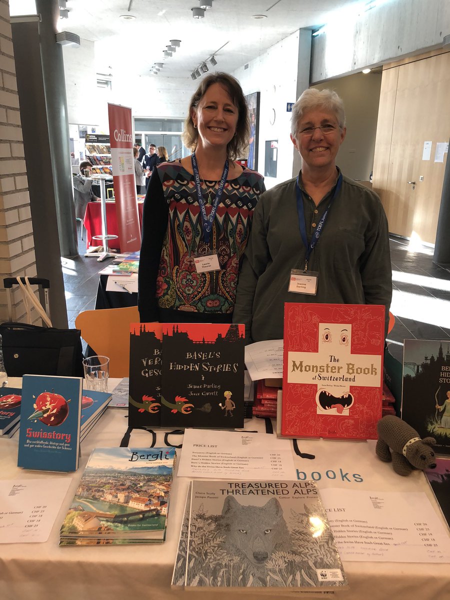 laurie_theurer's tweet photo. Together again! @BergliBooks authors Jeanne Darling and Laurie Theurer at #ETAS2020. 🌸 https://t.co/mYtZDaoIDu
