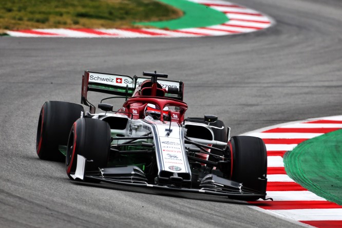 DSPESPORT's tweet photo. #P2 #F3 #nonvincoalfanta @alfaromeoracing
#DSP Recuperi punti importanti su @pietrocappe97
"Gara difficile per le particolari condizioni meteo #redbullring
Lotta bellissima con #MrGian ma era difficile sorpassare" https://t.co/hxr1KL8Nx2