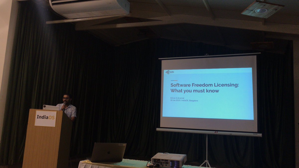 FOSSUnited's tweet photo. Anivar from @indicproject preaches about what you should know about software freedom licensing. #indiaos #freedom https://t.co/o5Gp2gab2d