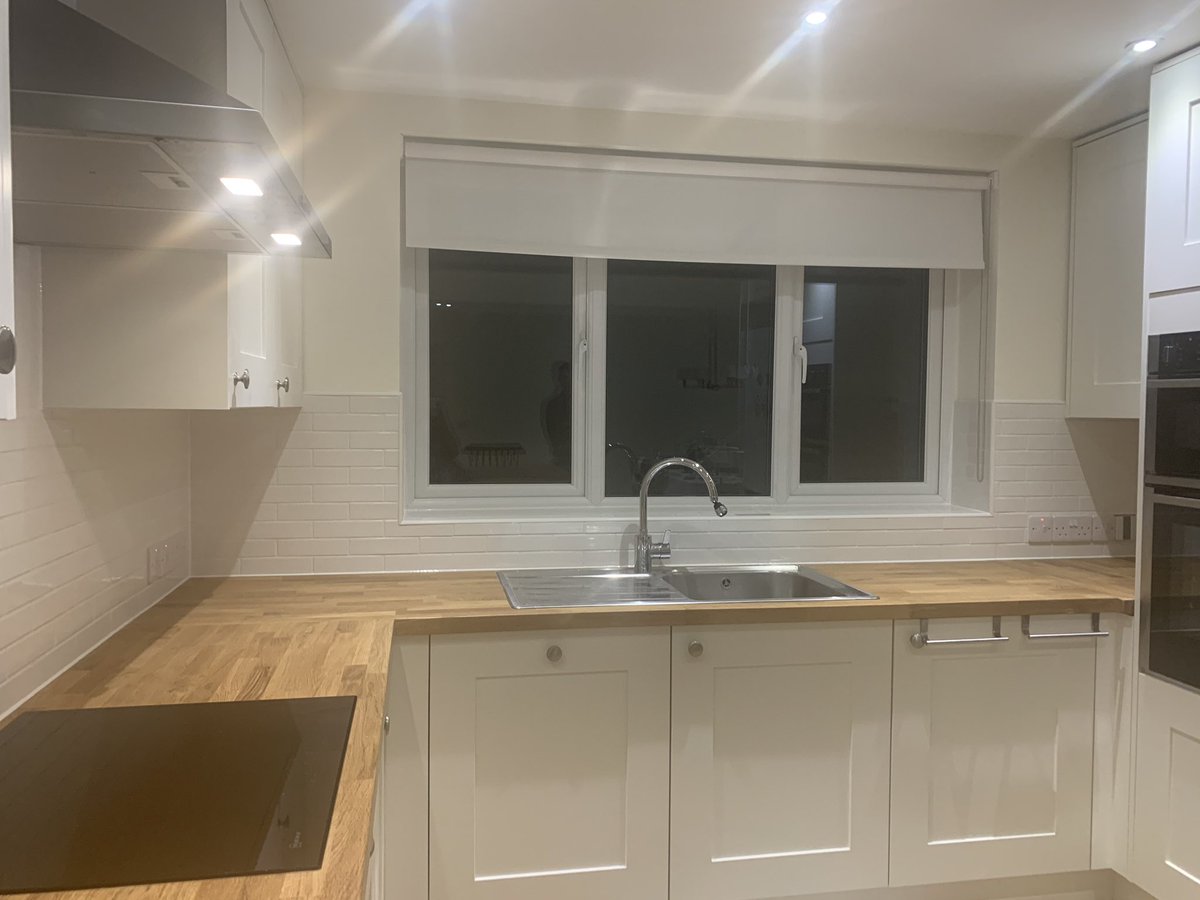 SuffolkTiling's tweet photo. Such a clean, crisp &amp; fresh finish created using these 20 x 5 narrow white metro tiles.  Totally love the finished effect &amp; the client was over the moon.
#suffolktiling #tiling #tiler #ceramictiles #ceramictiler  #floortiler #floortiling #walltiler #walltiling #wetroom #wetrooms https://t.co/0k4NgawaM6