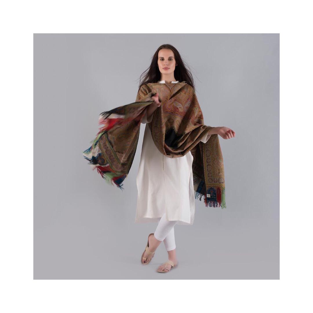khazirsons's tweet photo. A handmade antique pashmina shawl in the most beautiful colours and patterns - crafted to perfection
Shop online - https://t.co/bCbYs3A3DE https://t.co/6qiTKzxsFD