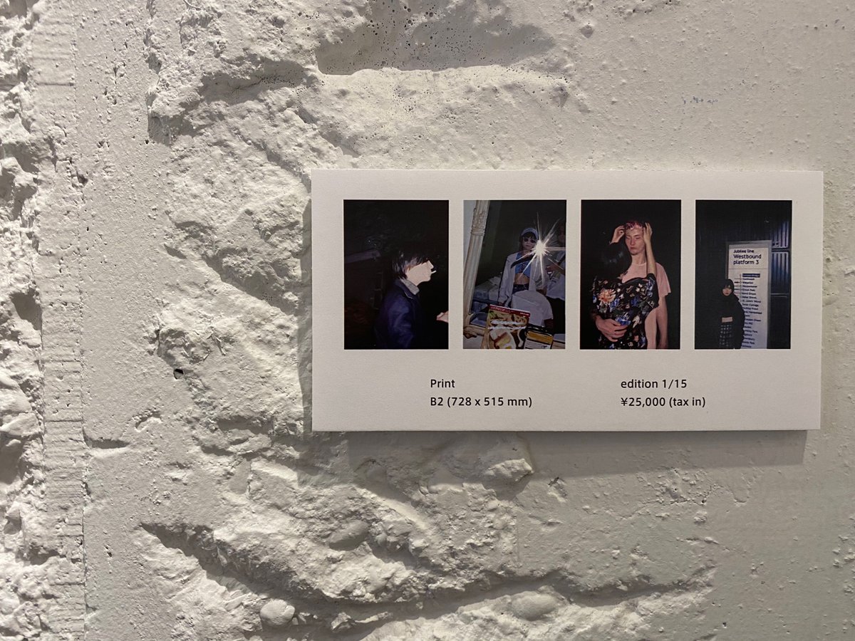 エディションで作品も販売しています。受付の方にお声がけください！