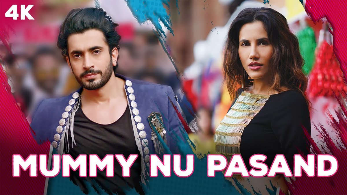 #JaiMummyDiReview
Funny n entertaining first half.. 
Complete review m.facebook.com/story.php?stor…
@LuvFilms 
@Navjotalive 
@mesunnysingh 
#SonaliSeygal