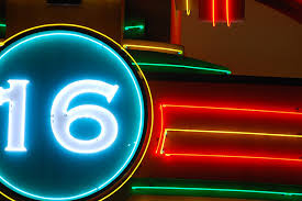 Die #AFRTop20 Geborg deur <a href="/WeBuyCars_SA/">WeBuyCars</a> Die week in posisie #16 is dit <a href="/eongroep/">EonMusiek</a> Met: Ek Kan Nie Meer Lag 
skuif met +4 die week