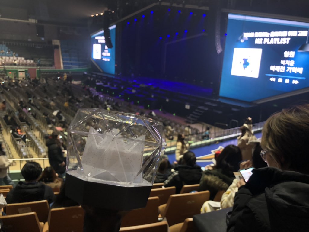 chachiiimmyy's tweet photo. #HomePartyWithMonstaX #몬스타엑스_내일_만나요 @OfficialMonstaX https://t.co/E0UIkWhAE3