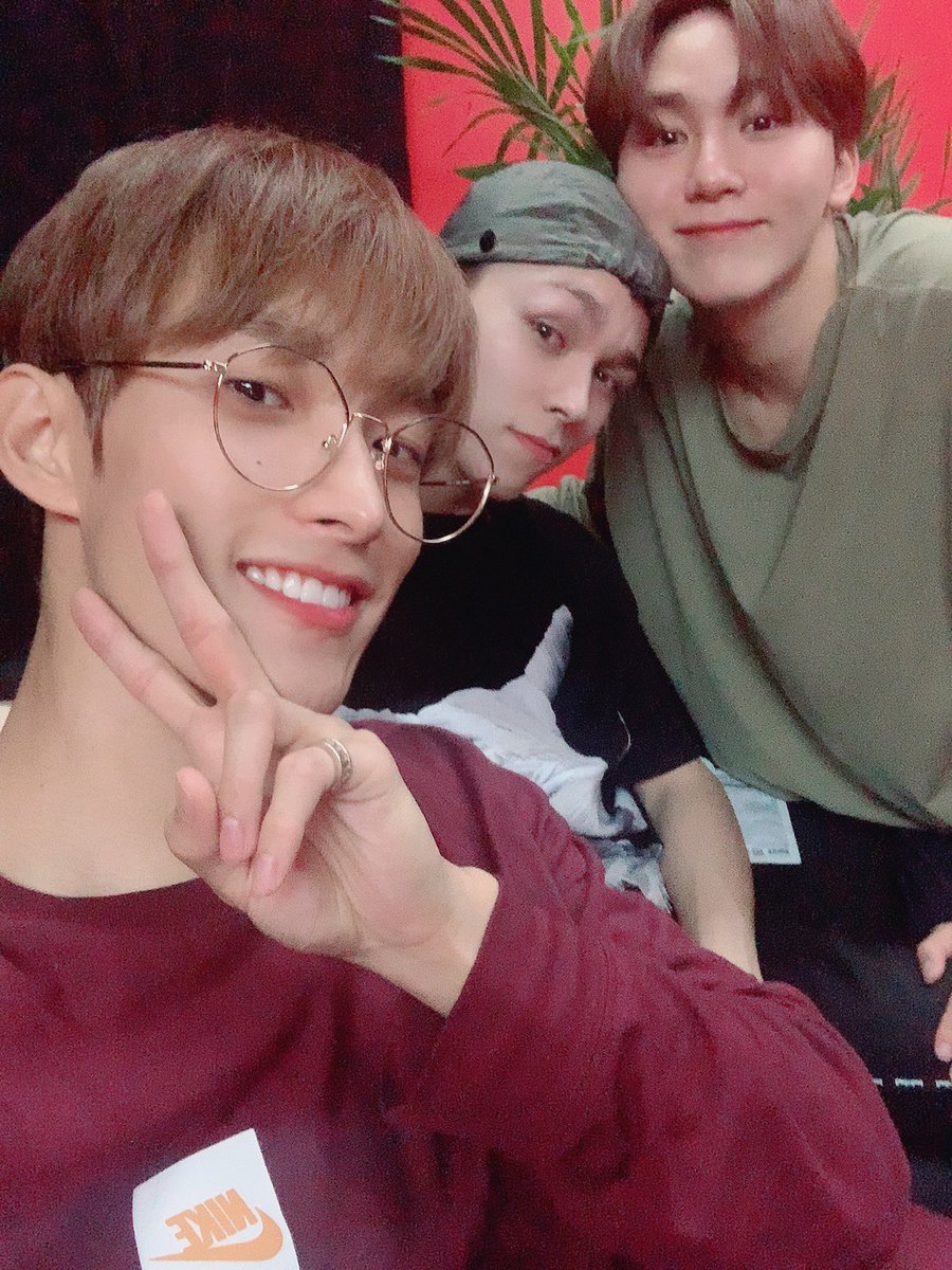 pledis_17's tweet photo. [17'S 도겸] 겨미 노니 과니💕
고생해따 동생들아 하하하

#NowSVT https://t.co/Jq6GRKO6Bq