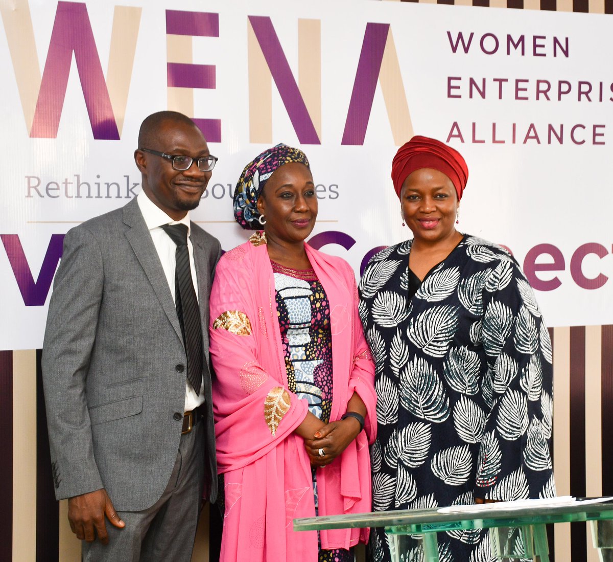 parkcrowdy's tweet photo. Our founder, @Mzter_sam spoke to @WenaInitiative female founders on creating a winning pitch deck and the Art of pitching through storytelling;

Other keynote speakers were  Fmr Minister of State for Industry, Trade and Investment; Hon Aisha Abubakar

Courtesy @AishaIBabangida https://t.co/M9uMKFQLTr