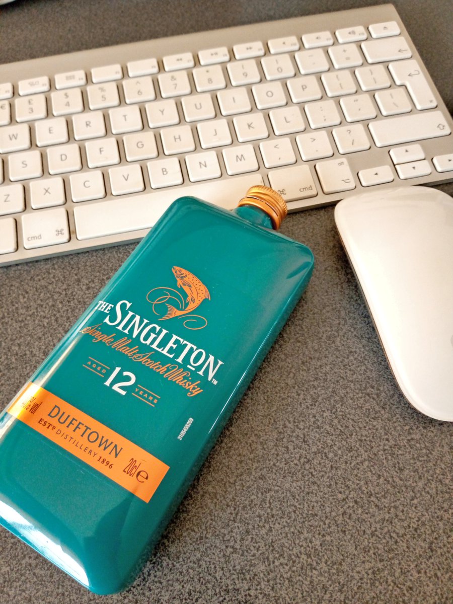 Justo_Kella's tweet photo. Saturday enjoyments start early... #PocketScotch https://t.co/eYorSRdWuL
