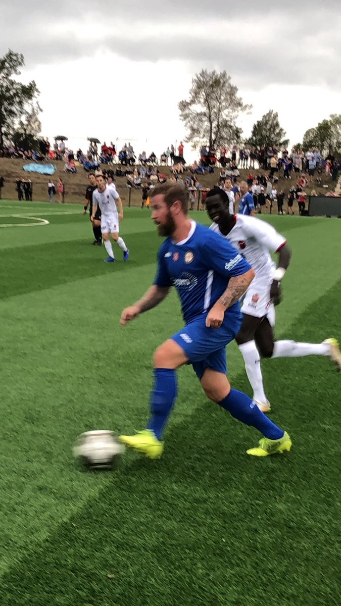 miketomalaris's tweet photo. Several ex-Socceroos on the field for @albionparkcity in honour of the #Bushfires Appeal. Chipperfield, Corica, Carney, Emerton, Milosevic to name a few. Delighted to have @Mel_Mclaughlin donate her time too. https://t.co/5WFLHg4eXG