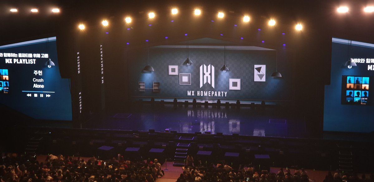 michescape's tweet photo. 🙌🏼🙌🏼🙌🏼 let's go @OfficialMonstaX 💙
#MX_HOME_PARTY
#HomePartyWithMonstaX https://t.co/GCxkzdEThk