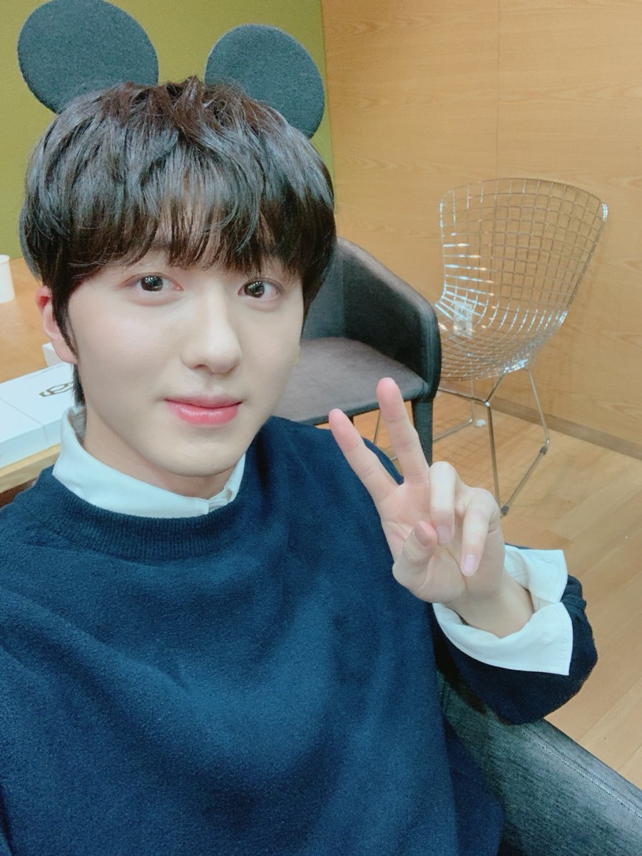 SF9_FANCLUB's tweet photo. [📸] 판타지와 함께하는 소중하고 행복한 하루하루😍

#SF9 #에스에프나인 #GoodGuy #굿가이
@SF9official https://t.co/rnMsVmErpi