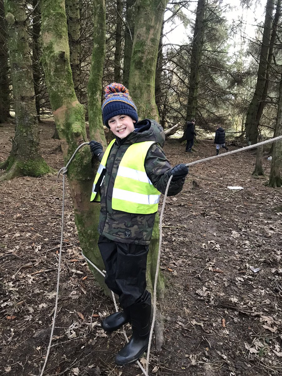 PsAuldhouse's tweet photo. Fantastic day at forest school today. Great team work, rope work, knots, creativity, imagination and communication. The children created pulley systems, slides, a tightrope and a tree swing! 🌳🍃 #outdoorlearing #leadersoflearning https://t.co/R4g8KY40DU