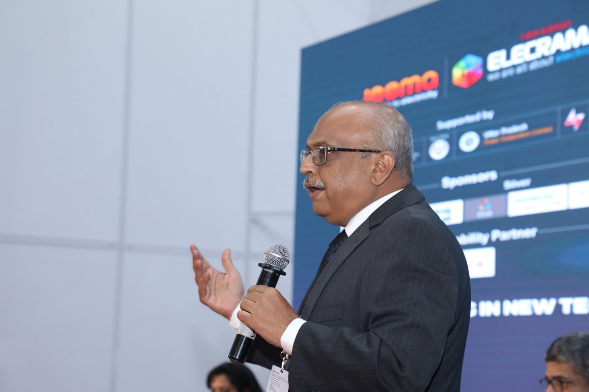 etechnxt's tweet photo. Mr. Mustafa Wajid, Convener, EtechNxt 2020: Policy makers need to create centers of excellence in #EMobility and #Electrical infrastructure at #ETechNxt conference. #Elecrama2020 
@tweetieema @ElecramaLive https://t.co/DSSuItEXRa
