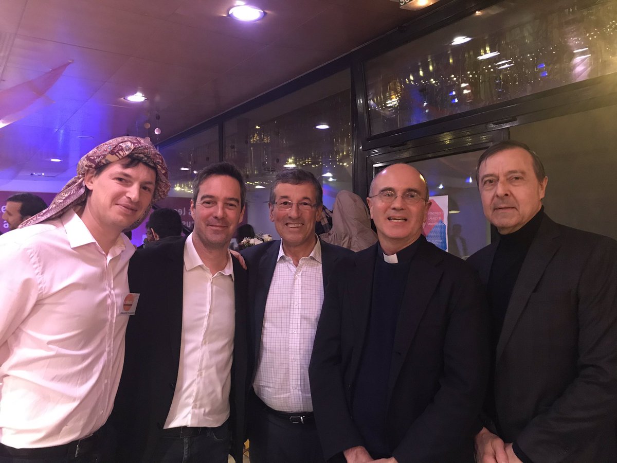 PierreGaboriau's tweet photo. Très belle fête de @lOasisParis hier soir.
Bravo à la formidable équipe qui anime ce lieu d’accueil quotidien au profit de la solidarité et du lien intergénérationnel du quartier de la porte de Saint Cloud.
#jaimemon16 https://t.co/0rVIGmRHgw