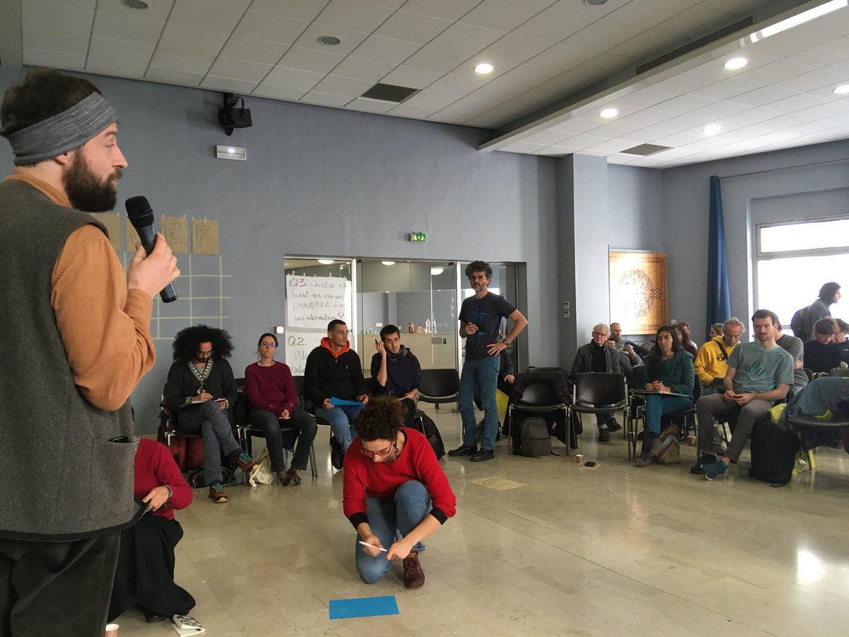 s_fredriksson's tweet photo. #ForumOuvert Proposition de @MateiGheorghiu3 à partir de la recherche-action « Agir par les communs » : comment s’organiser et développer des outils juridiques pour construire des rapports de force, de négociations, de coopération (...) avec la puissance publique #CommonsCamp https://t.co/jHNB4lGfCg