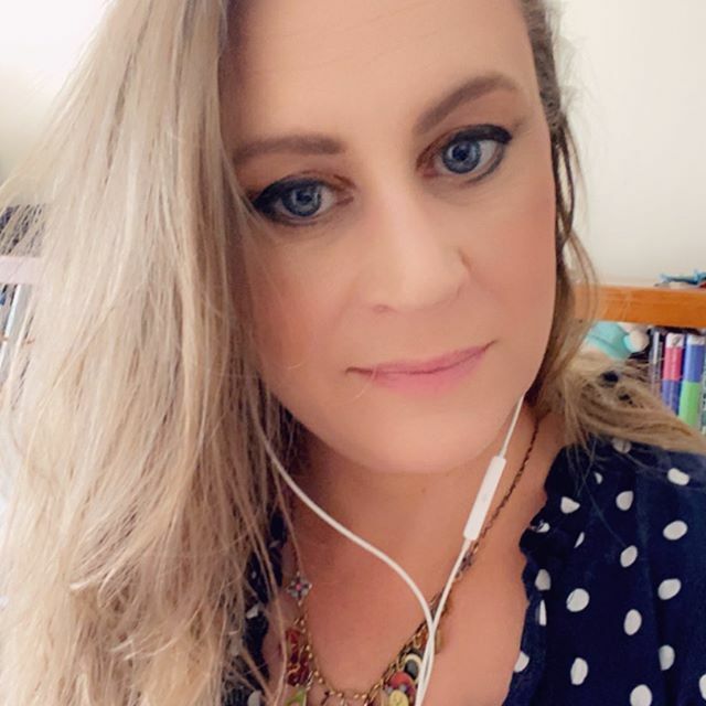 angeemc's tweet photo. What can live video do for you business? 
Is fear of trying holding you back? 
How to get out of your comfort zone.

The likelihood of it being as bad as you think it could be, really doesn’t exist. It's never as bad as you could imagine. 
Before I click… https://t.co/t6fZIeeGQR https://t.co/0E7tyCDWvG