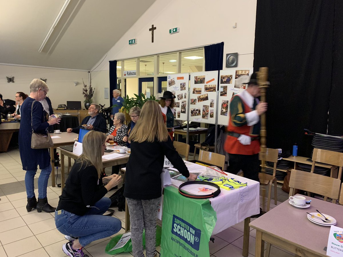RVS_lady's tweet photo. Vandaag in Ospel voor de pitch van de 2020 presentaties voor Limburg. Wat een enthousiasme bij alle vrijwilligers! @KernmetPit https://t.co/3yehJEyk5e