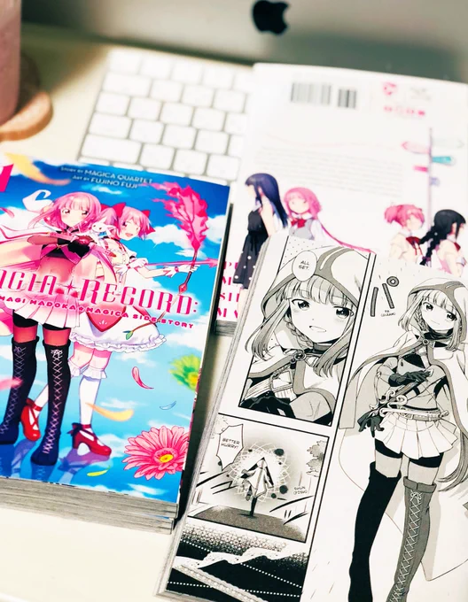 Yen Press(@yenpress )さまより、米国翻訳版のマギアレコード1巻をいただきました?
あとがきまで翻訳していただいていて面白い…これで英語の勉強します! 