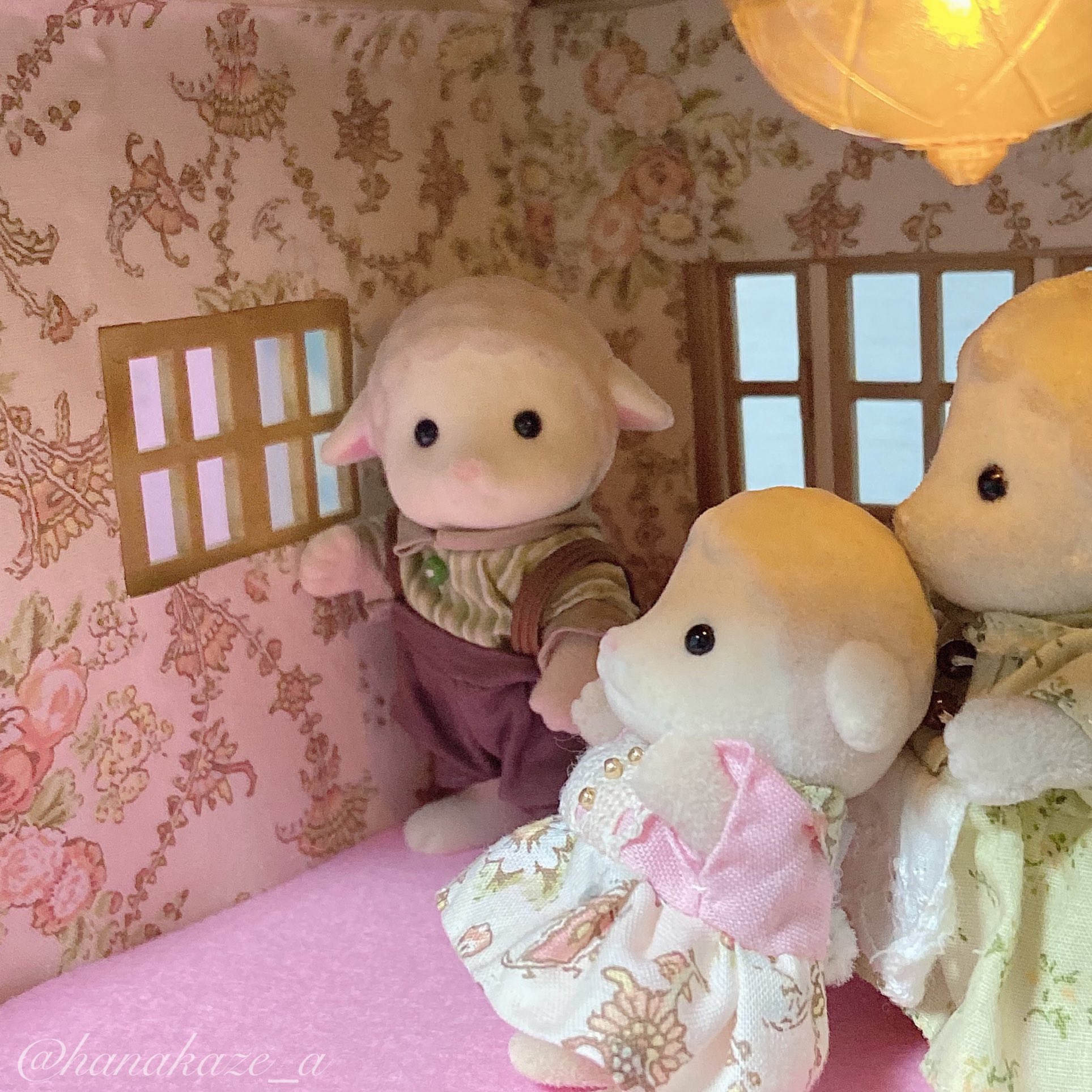 Uzivatel 花風あられ Na Twitteru 壁紙を張り替えてより可愛い部屋になりました シルバニア シルバニアファミリー Sylvanianfamilies ヒツジファミリー 緑の丘のすてきなお家 T Co M3gzgppa3l Twitter