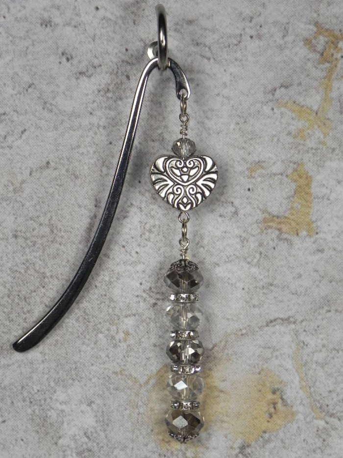 voudaux's tweet photo. Heart Mini Bookmark Handmade Beaded Crystal Rhinestone Silver 4.5" Smoke New https://t.co/VEbwztHljJ @eBay #gifts #shopsmall #buyhandmade #handmadewithlove https://t.co/aOxKciA39p