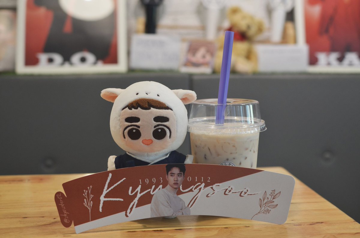 namwhansweeter's tweet photo. พรุ่งนี้ไม่ได้ไปงานพี่โด
ทางนี้เลยแวะมาเก็บคัพสลีฟให้ครบ
สุขสันต์วันเกิดไคซูค้าบบบ
#HAPPYBEARSDAY
#NOTHINGBUTKAI
#HAPPYKAISOODAY https://t.co/140d67x8ck