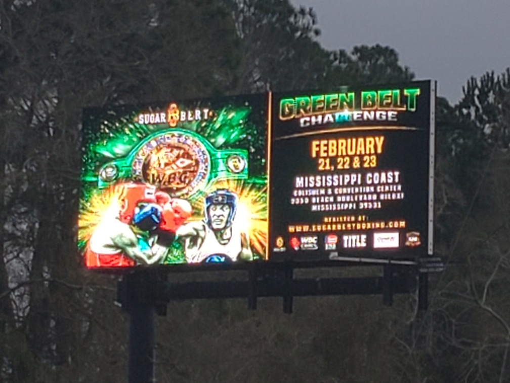 sugarbertboxing's tweet photo. Will Hunter and Rite Hook Promotions are getting things done! 👊 If you get a chance, drive by our billboards in Biloxi, located on Interstate 10 and Highway 63. #WillHunter #RiteHookPromotions #Boxing #AmateurBoxing https://t.co/Kfd1voZeMM