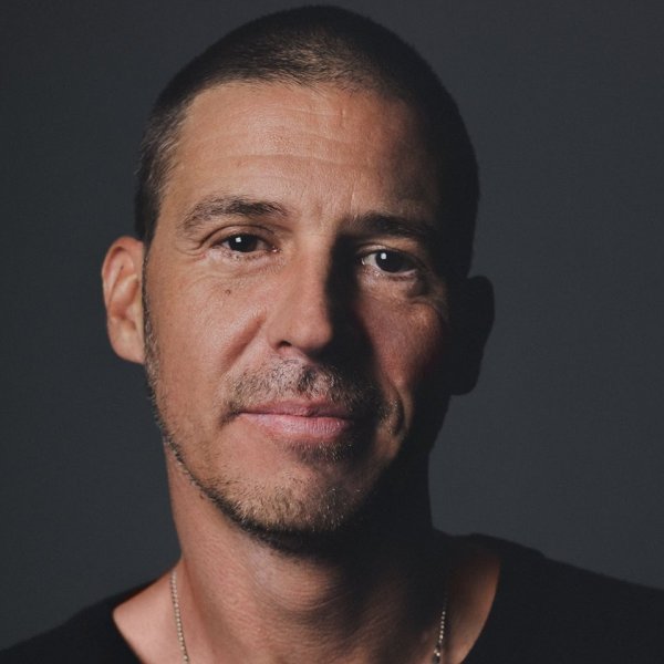 Traxsource (@traxsource) on Twitter photo 💥 <a href="/UKShapeshifters/">The Shapeshifters</a> hint at what's to come this year with Simon's '2020 Vision' #DJChart ft. <a href="/moussetofficial/">Mousse T.</a> <a href="/Saisonmusic/">Saison</a> <a href="/collinpriest/">Collin Priest</a> <a href="/ludollorca/">llorca art of tones</a> <a href="/Catz_n_Dogz/">Catz 'n Dogz (Voitek With Poor English)</a> <a href="/Glitterbox/">Glitterbox</a> <a href="/DefectedRecords/">Defected Records</a> <a href="/NERVOUSRECORDS/">Nervous Records</a> <a href="/soulfuricmusic/">Soulfuric Recordings</a> + more. Check it out!
bit.ly/shapeshiftersj… 💥 <a href="/UKShapeshifters/">The Shapeshifters</a> hint at what's to come this year with Simon's '2020 Vision' #DJChart ft. <a href="/moussetofficial/">Mousse T.</a> <a href="/Saisonmusic/">Saison</a> <a href="/collinpriest/">Collin Priest</a> <a href="/ludollorca/">llorca art of tones</a> <a href="/Catz_n_Dogz/">Catz 'n Dogz (Voitek With Poor English)</a> <a href="/Glitterbox/">Glitterbox</a> <a href="/DefectedRecords/">Defected Records</a> <a href="/NERVOUSRECORDS/">Nervous Records</a> <a href="/soulfuricmusic/">Soulfuric Recordings</a> + more. Check it out!
bit.ly/shapeshiftersj…