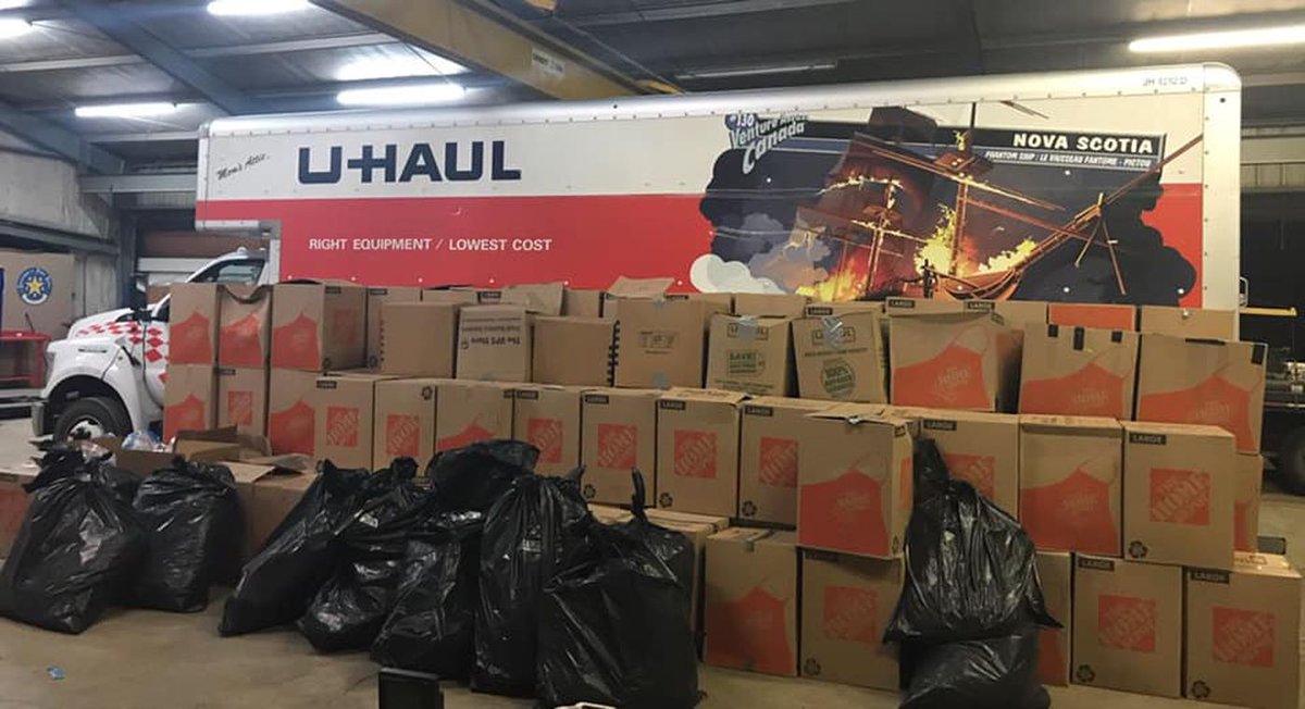 TexasNORML's tweet photo. Aneudy Gonzalez, who was transporting more than a ton of hemp in a U-Haul truck, was incarcerated for nearly a month on federal drug charges. Now released after lab results showed the THC was less than 0.3%, Gonzalez plans to sue.

https://t.co/z6lhR7W50v https://t.co/VAfYxdksOL
