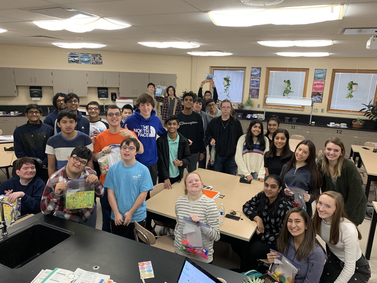 These kids...I love them.  It was an amazing way to start off a Friday...

AP bio classes teamed up with students in our building with disabilities. We made coping kits to donate to kiddos at Nationwide Childrens' hospital.  Kindness matters. Votes matter. #olsd @OOHSprincipal
