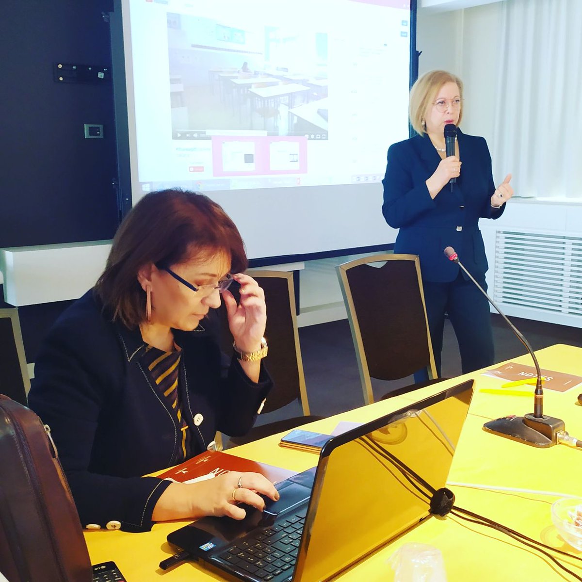 tfd_acqua's tweet image. Corso sull&apos;alto potenziale cognitivo con il #LabTalento @unipv Il weekend finale a #Bari #18gennaio #19gennaio presso Uni.Versus Csei #gifted🔬Elisa Forte, fondatrice #ReteAltoPotenziale #Bes Per maggiori info👉
cittafamiglie.it/2020/01/16/cor…