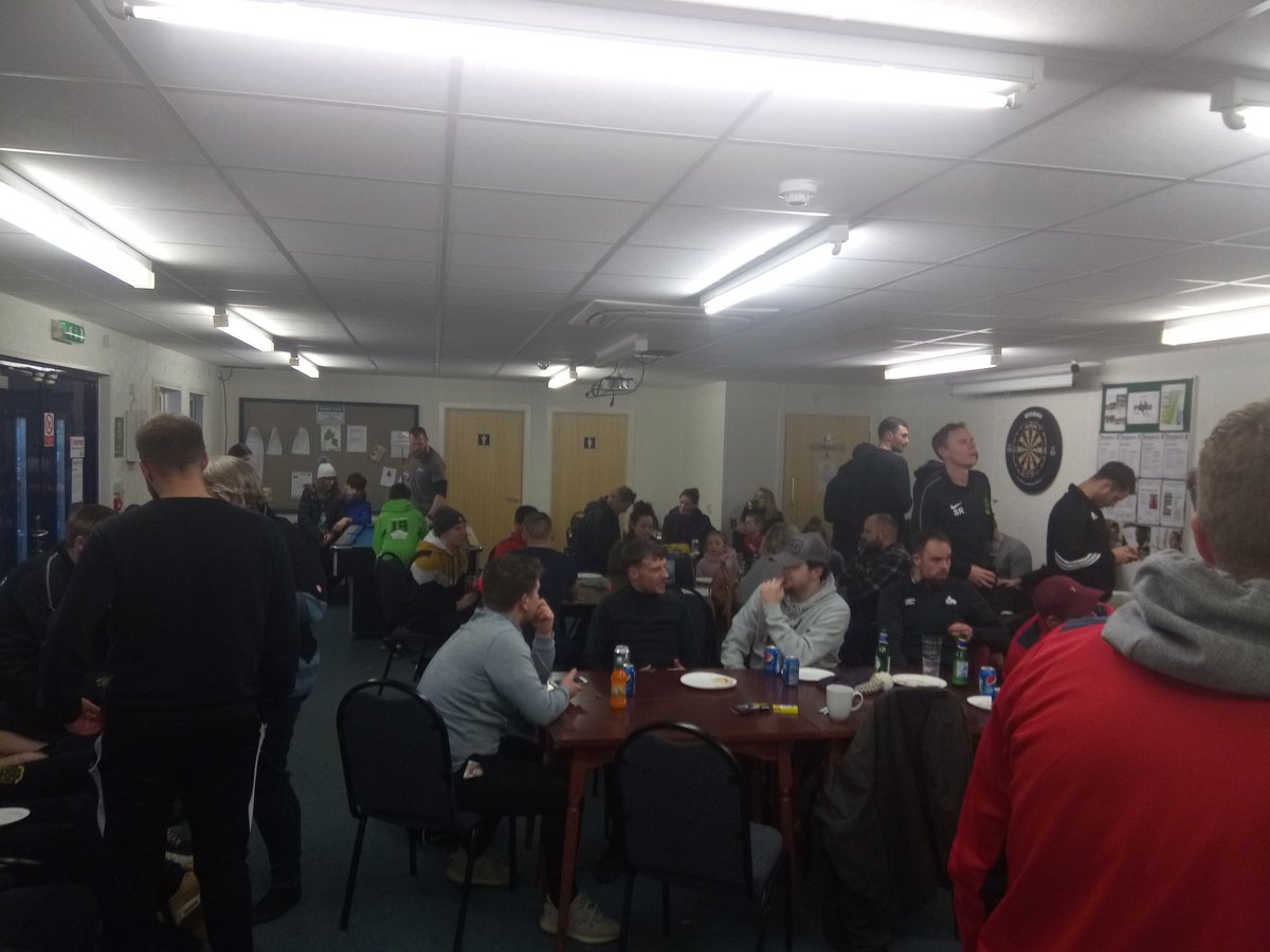MarstonSaints's tweet photo. Got eaten alive by the Bears this afternoon 0-3. Great bunch of lads and supporters. All the best for the rest of the season.👍⚽
@OxOnFootball @NonLeagueCrowd  @BasePyramid @Heyford_Ath @HeyfordReserves https://t.co/TmNwETXXeT