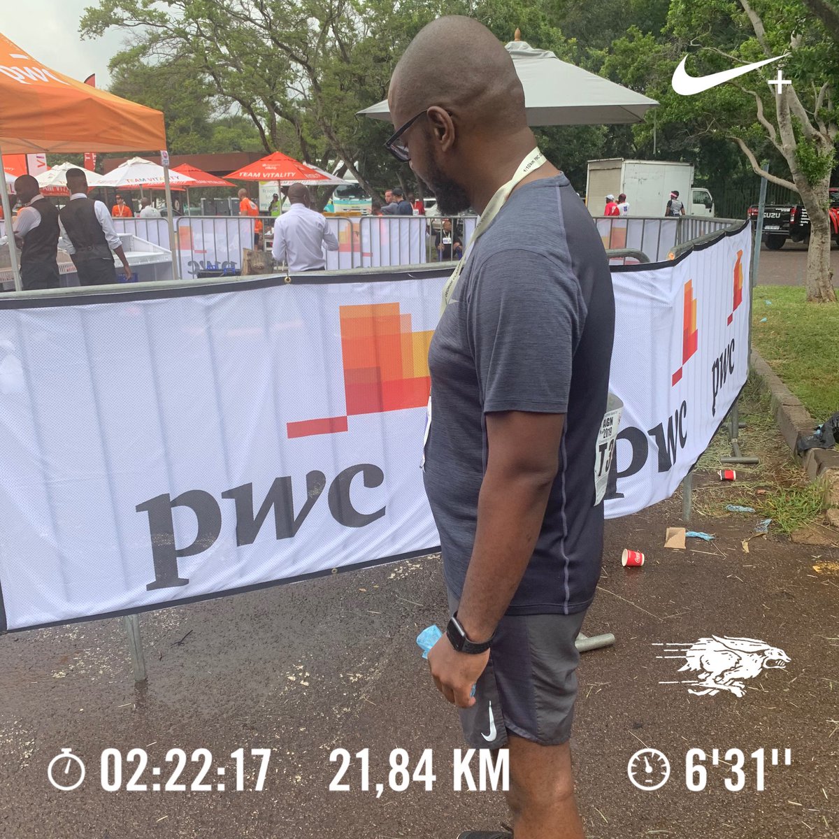 K2_Boldie's tweet photo. Returned to the racing world post my leg injury #RunningWithTumiSole https://t.co/MeQnkNkdn4