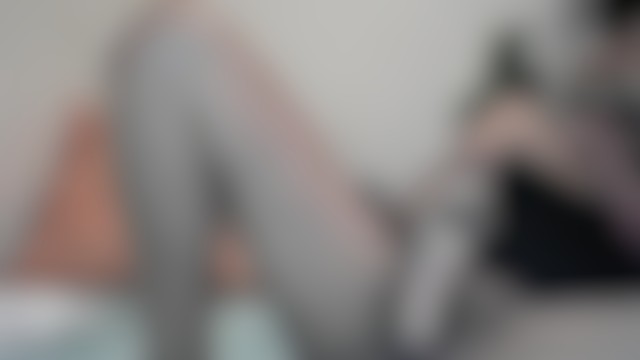 New video up on PornhubModels ! This one is only for my Fan Club members. Sign up now: https://t.co/Oo0kP1yBsP
