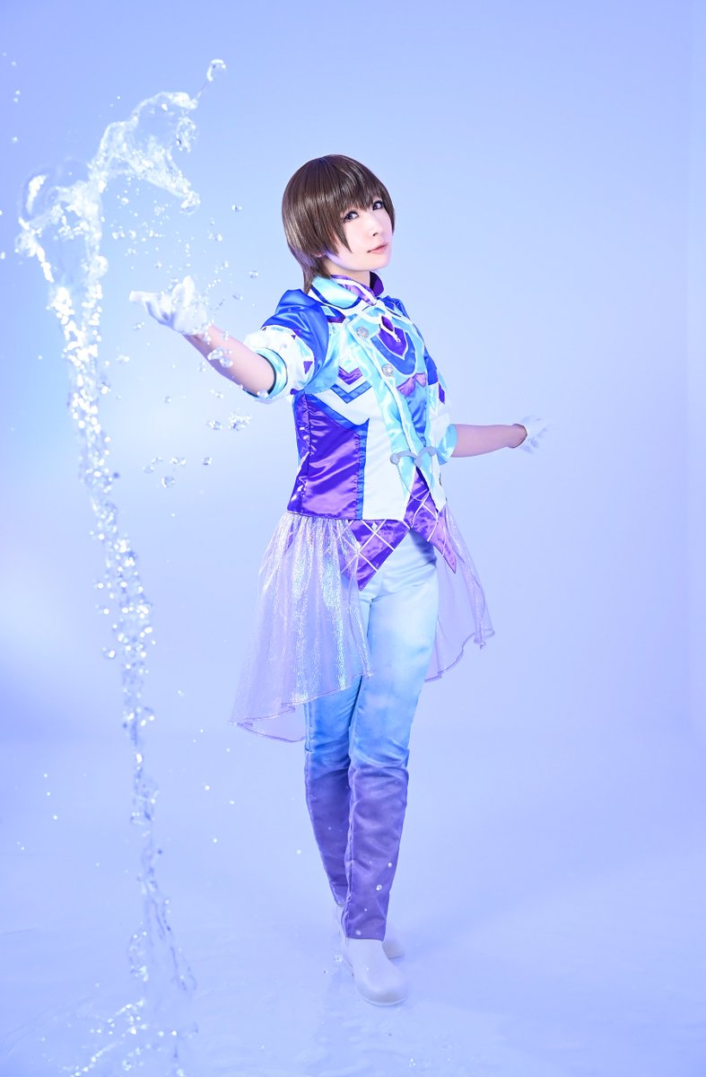 コスプレ✧HE☆VENS 鳳瑛二 :・ﾟ✧ *:・ﾟ✧ *:・ Feather in the hand