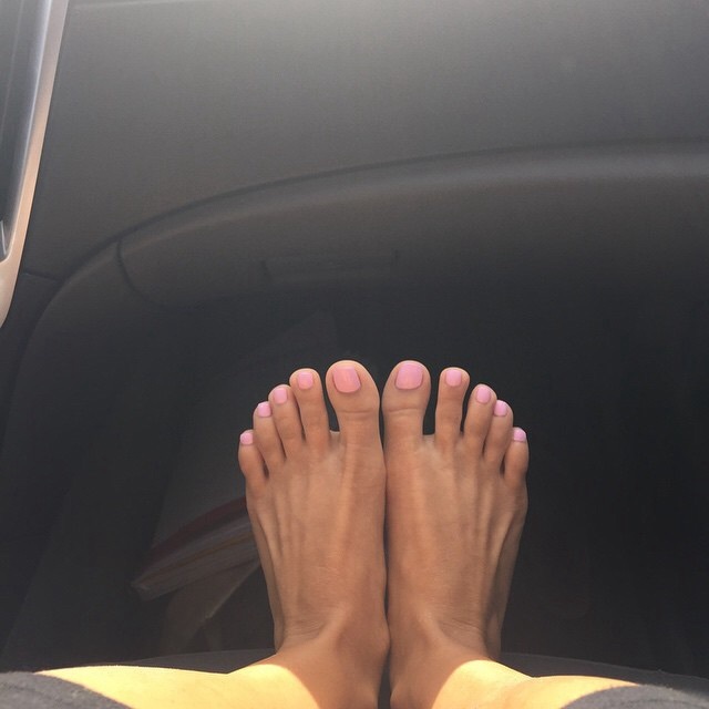 HelgaPedicure's tweet photo. My job,work,love ❤️ 
#pedicure #myjob #nailartist #feetlover https://t.co/3t3u6gIed0