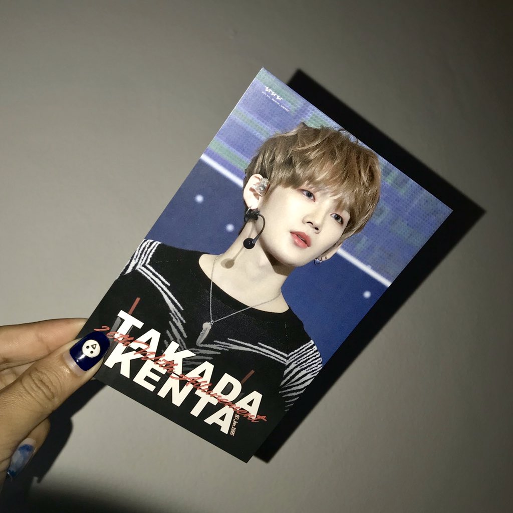 AllurementKenta's tweet photo. Photo Special thank @www_j95 

~Give for fans ~ 🎁🎁🎁

Cup sleeve design @LuckiiezKarn 
Post Card design @BmzSGY  

Print by @NanPNSTICKER  

Fan art @sectionwine 

Location @hyde_cafe 

#26thWithAllurementKenta https://t.co/hqyM1cWSlO
