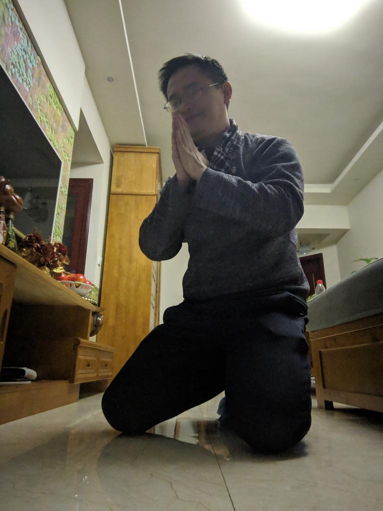 JamesCageWhite's tweet photo. I'm praying to God/fate , please gives me a good girlfriend, I also praying for my parents' health, wish them can live longer And be happy. I also praying all my relatives and friends like you guys good luck in 2020 , God bless you all ! https://t.co/9ywhGBpvlB