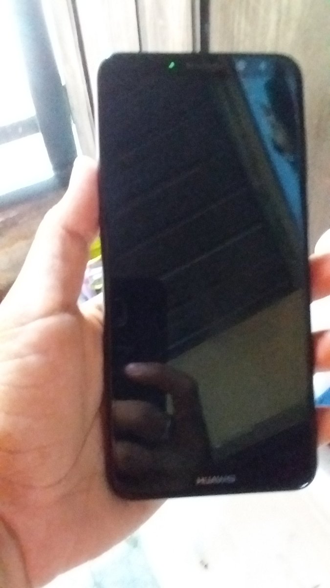 vendo huawei mate 10 lite  119$