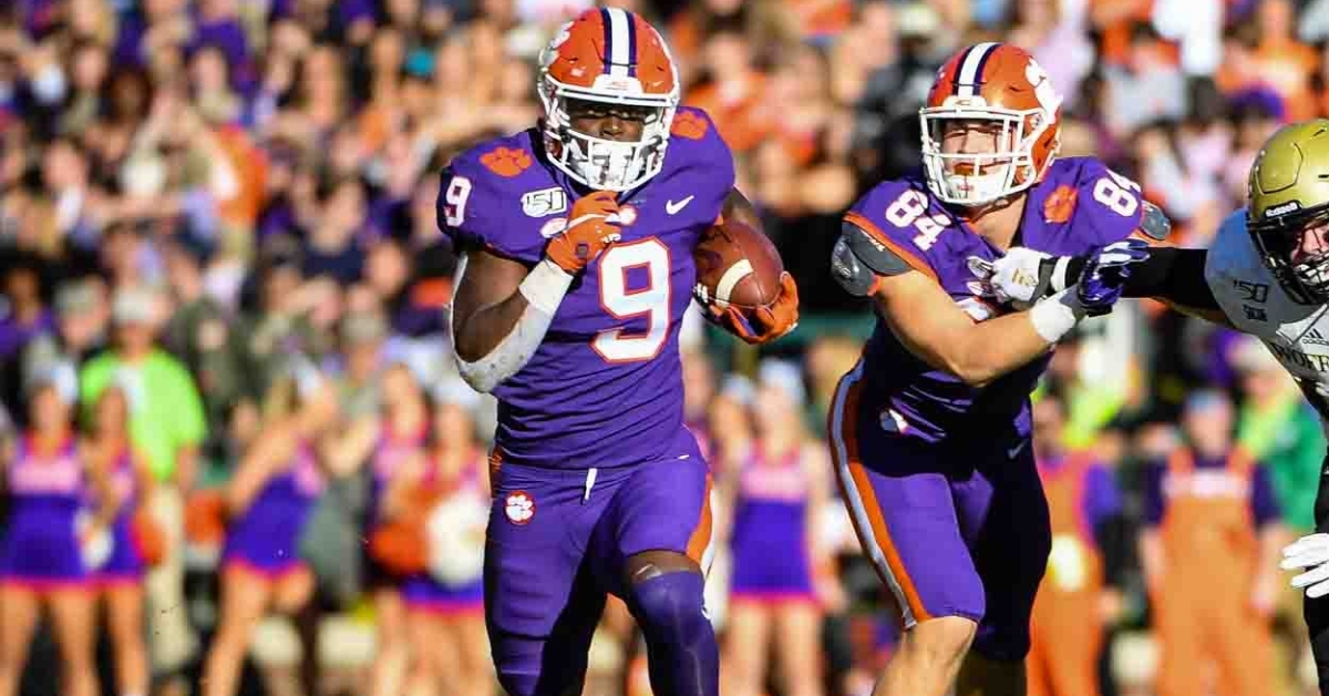 ClemsonTigerNet's tweet photo. ICYMI: Etienne says choosing #Clemson is "the best decision I could have made": https://t.co/N0I0ClNq2c https://t.co/ubf3oXUPHL