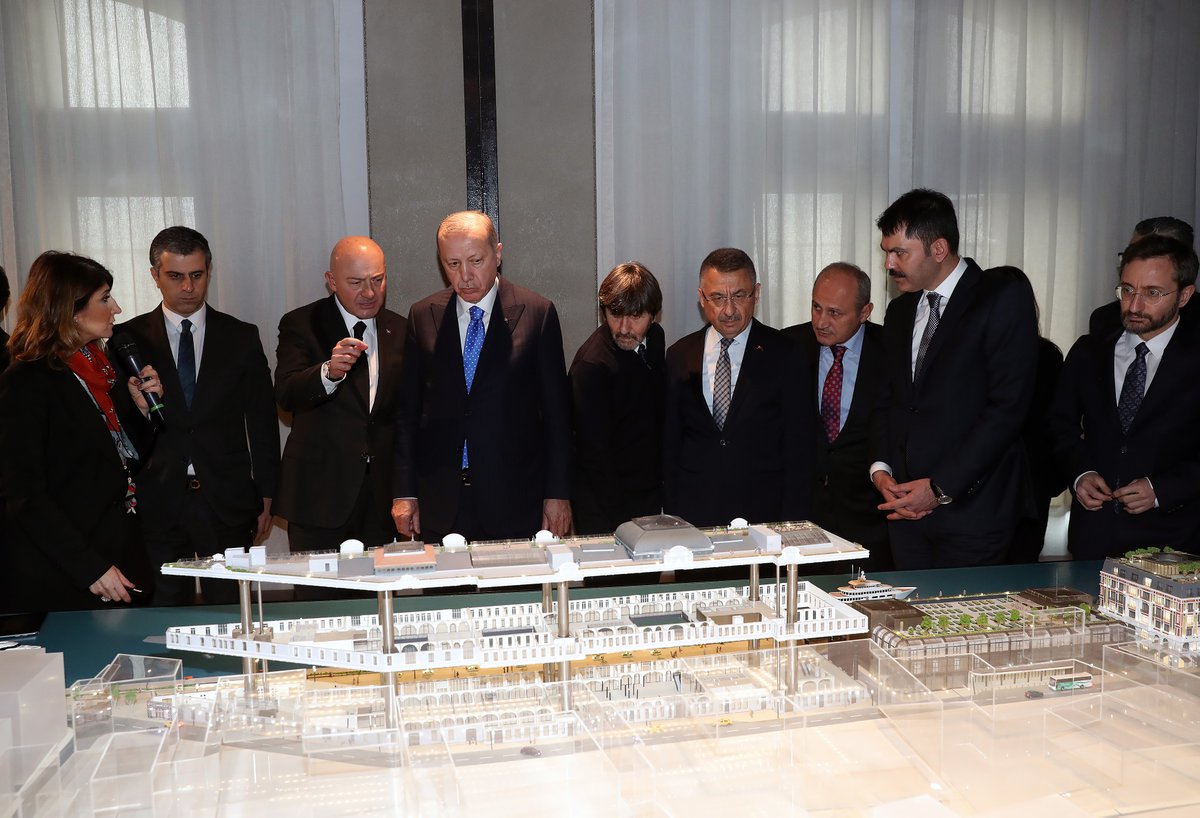 Akparti's tweet photo. Cumhurbaşkanımız Recep Tayyip Erdoğan, Galataport Projesi'nde incelemelerde bulundu. https://t.co/S3zJSI6EWt