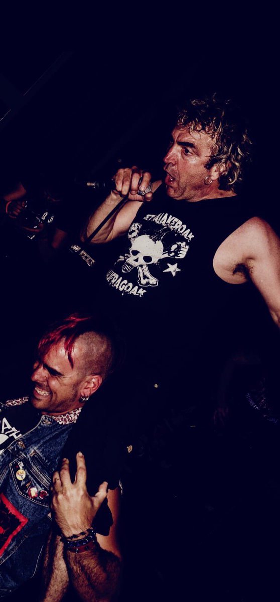 Haciendo el indio por Madrid. Sala independance 2019. Este  año volvemos a quemar la capi..ya os avisaremos cuando y donde...
Aurten ere Madriletik bueltatu behar gara..indionak egitea...jarriko dugu laster non ta noiz..