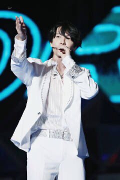 AUECHY1215's tweet photo. 200118 Baby💓 #SS8inMacau 
©️卡卡_kaka_KAKA https://t.co/rORQRyMRdJ