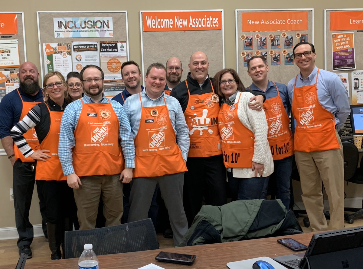 Julie Giattino tweet media