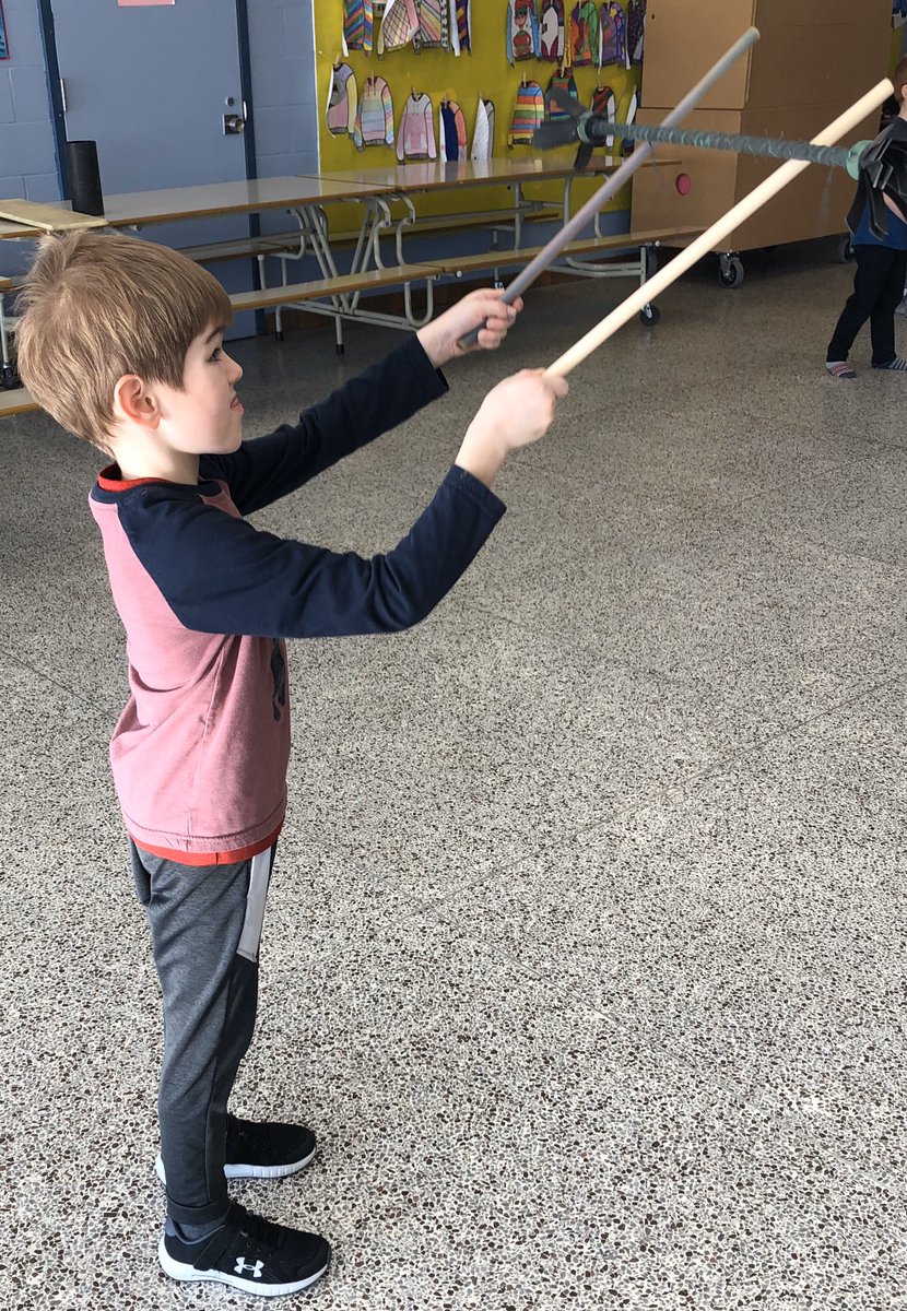 francorriveau's tweet photo. Début du labo-cirque @cshbo_envolee @CSHBO https://t.co/u1F81ReZxr