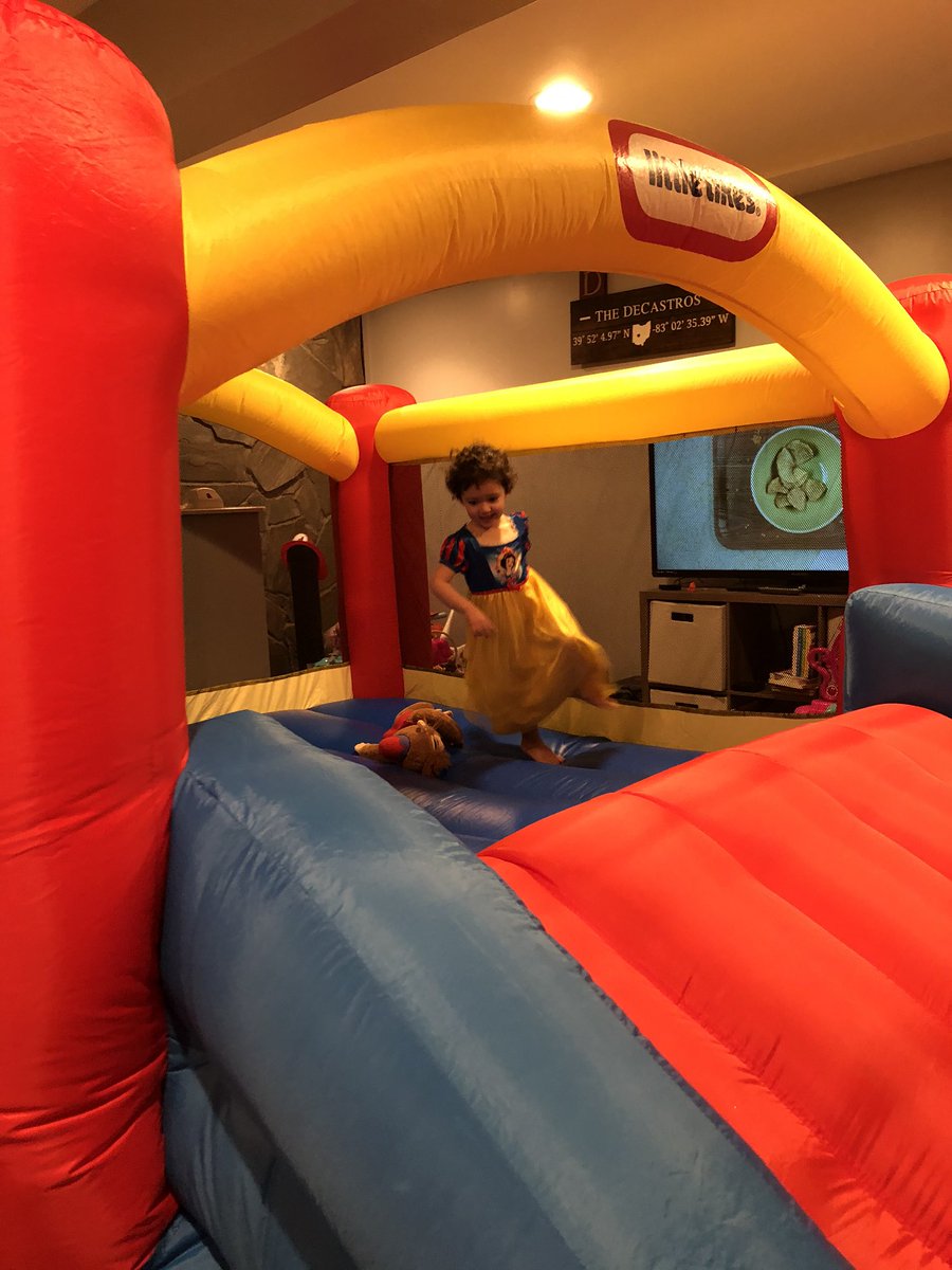 “Relaxing” Saturday morning 😐