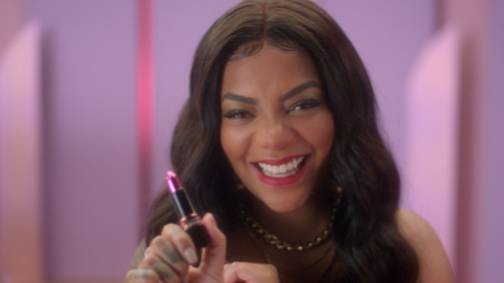 Promoview's tweet photo. Avon lança promoção Hit&Make em parceria com Ludmilla: Ação distribuirá mais de 10 mil prêmios entre maletas de maquiagem, kits de make, ingressos VIP para shows da cantora e um carro 0km. https://t.co/5I6plGqXRE #avon #hitmake #ludmilla https://t.co/FfOdp2bkLK