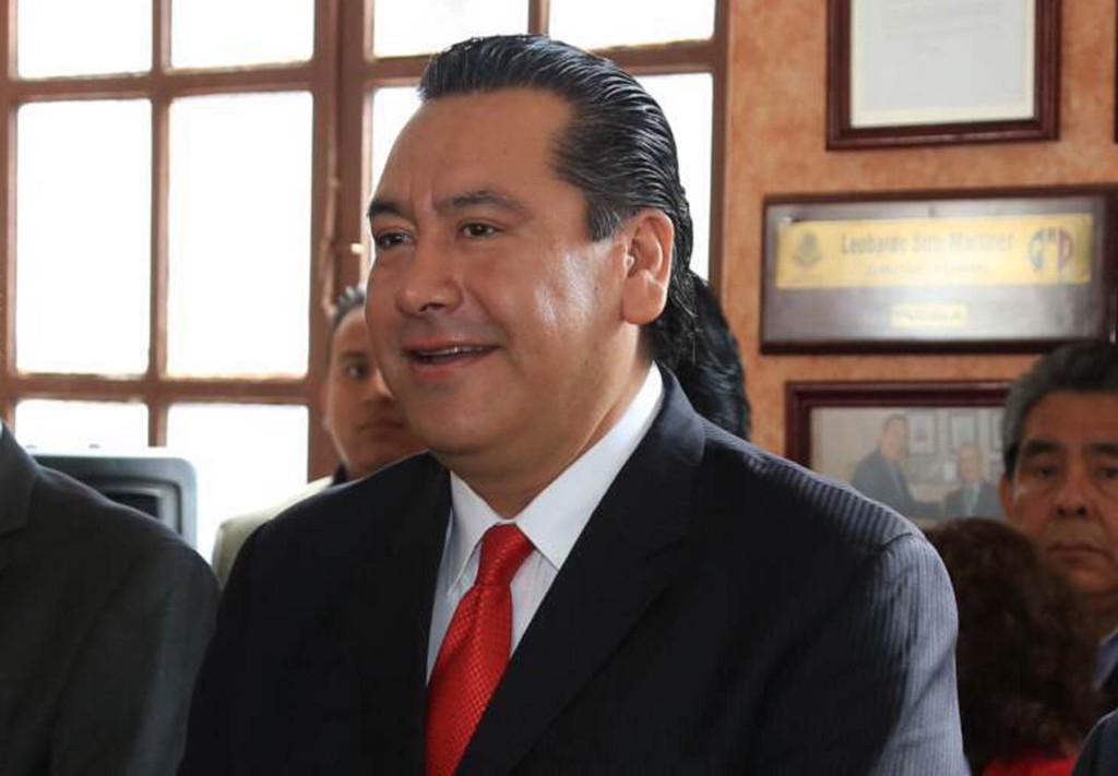 CTMPuebla's tweet photo. La Federación de Trabajadores del Estado de Puebla ☘ @CTMPuebla FELICITAMOS por su CUMPLEAÑOS 🎂🎈🎁 a Nuestro Líder Secretario General @leobardosoto✅ 🎉¡FELICIDADES! 🎊 #SoyCTM #UnidadYTrabajo @CarlosAceves_ @CTM_MX https://t.co/ncfyPUCPEa
