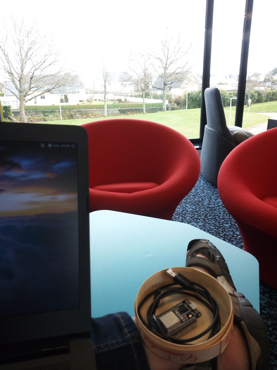 shimaore tweet media