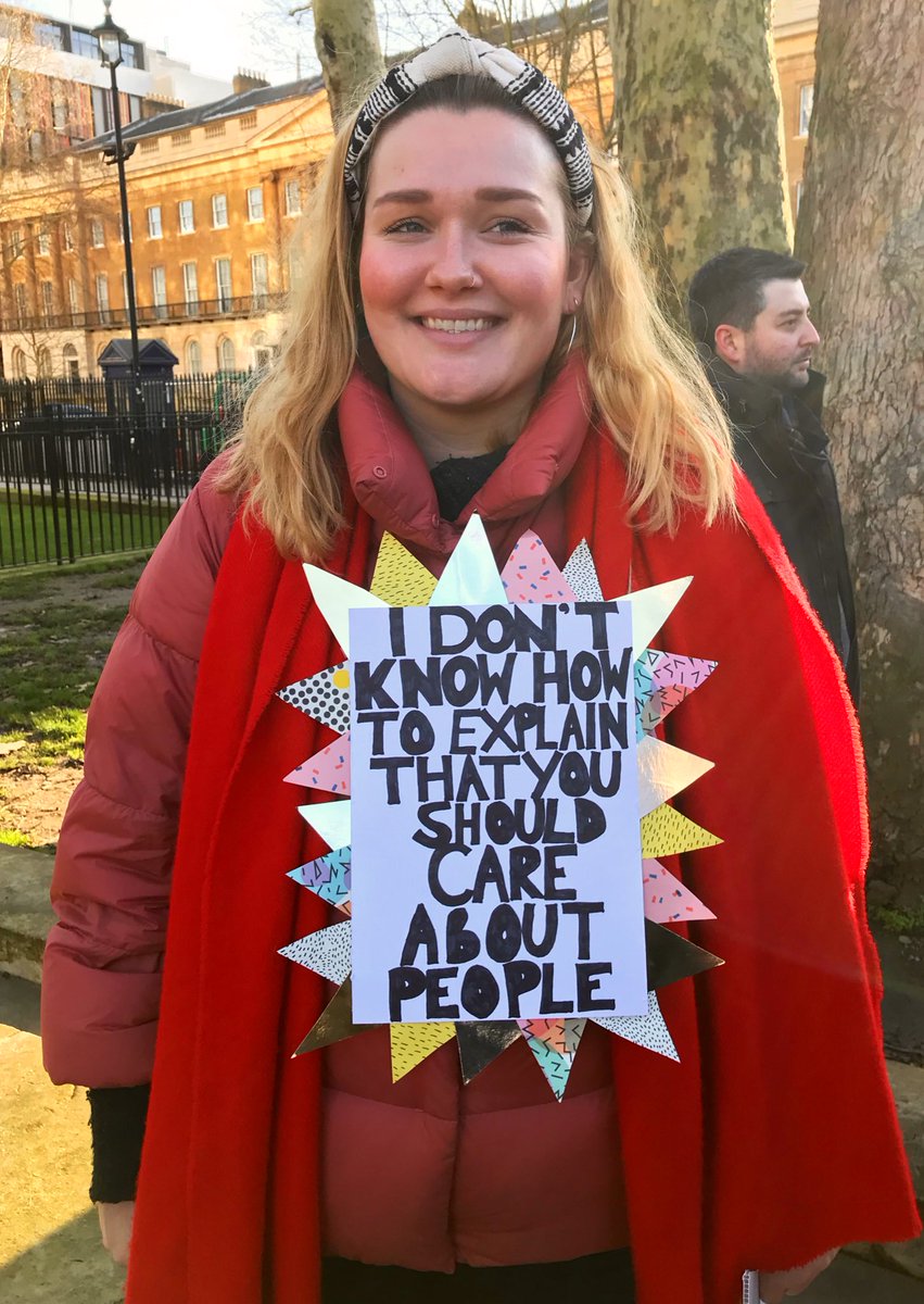 equalitynow's tweet photo. The future is equal 💪💪💪

Proud to stand with people across the world demanding we #MakeEqualityReality

Thank you 
@womensmarchlon and @equalitytrust for bring people together to #MarchForOurHumanRights https://t.co/fUFrKemamu